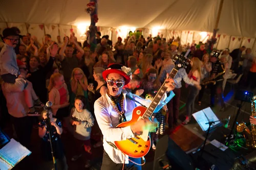 Miles on guitar with crowd