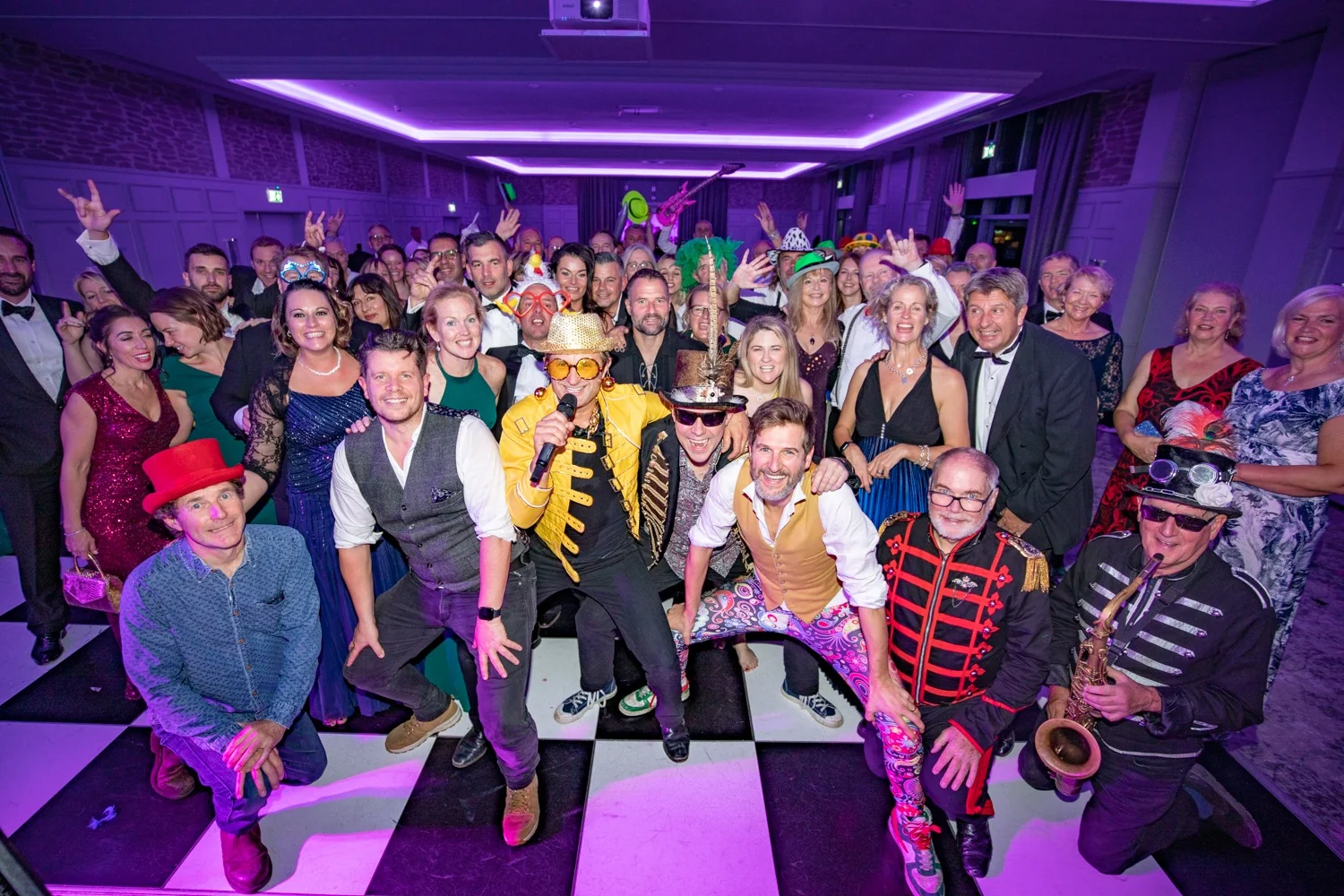 The Curious LITTLE big Band